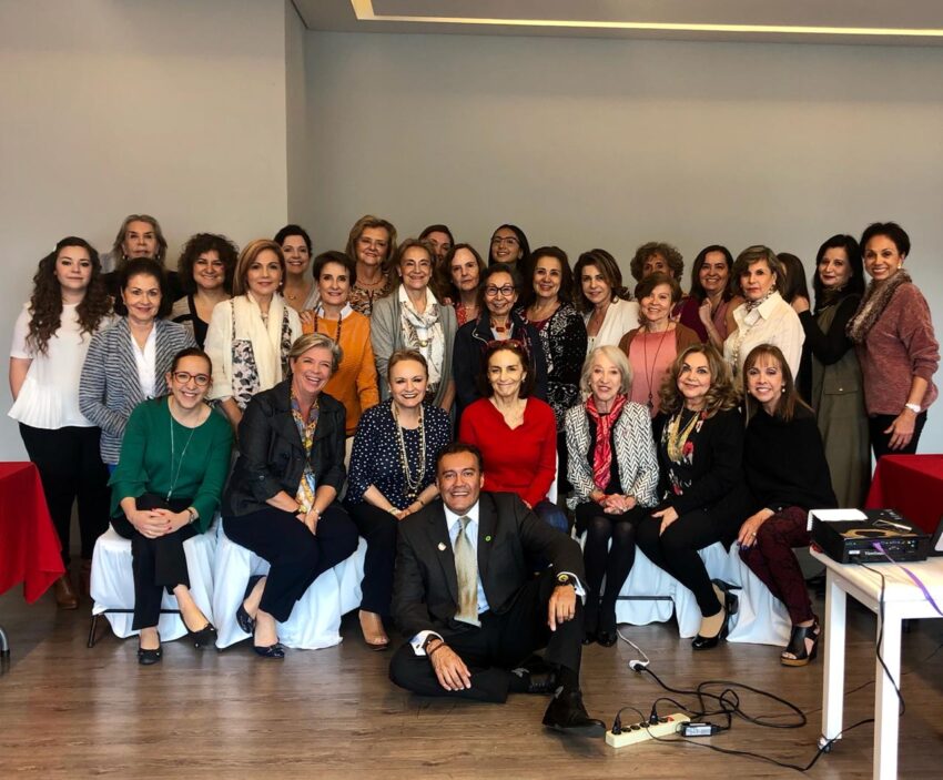 Voluntarias Junior League de México